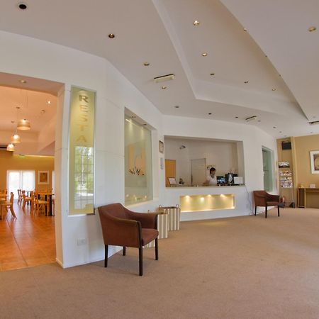 Family Inn Сан Рафаел Екстериор снимка