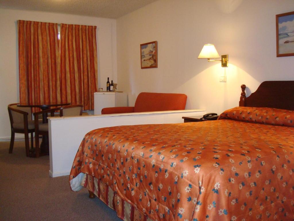 Family Inn Сан Рафаел Стая снимка