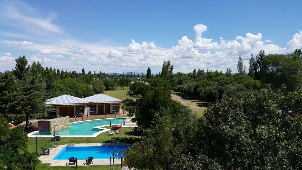 Family Inn Сан Рафаел Екстериор снимка